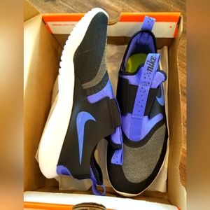 Nike youth sneakers